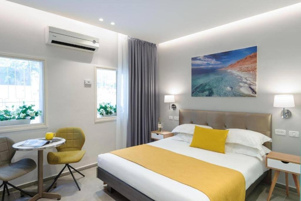 H7 Tlv Hotell Tel Aviv Eksteriør bilde